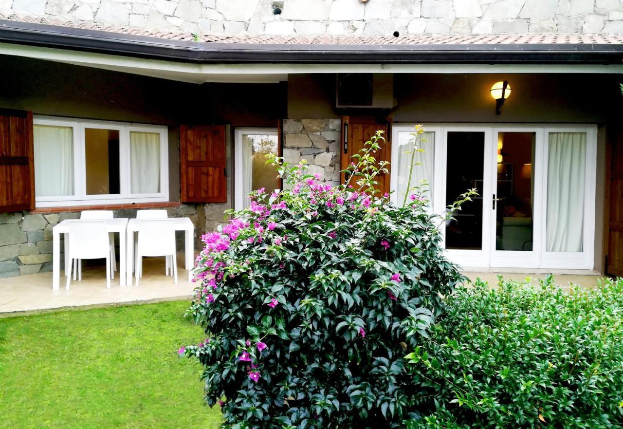 Villa Sa Tiria à Chia Extérieur photo