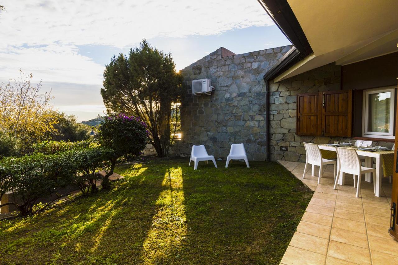 Villa Sa Tiria à Chia Extérieur photo